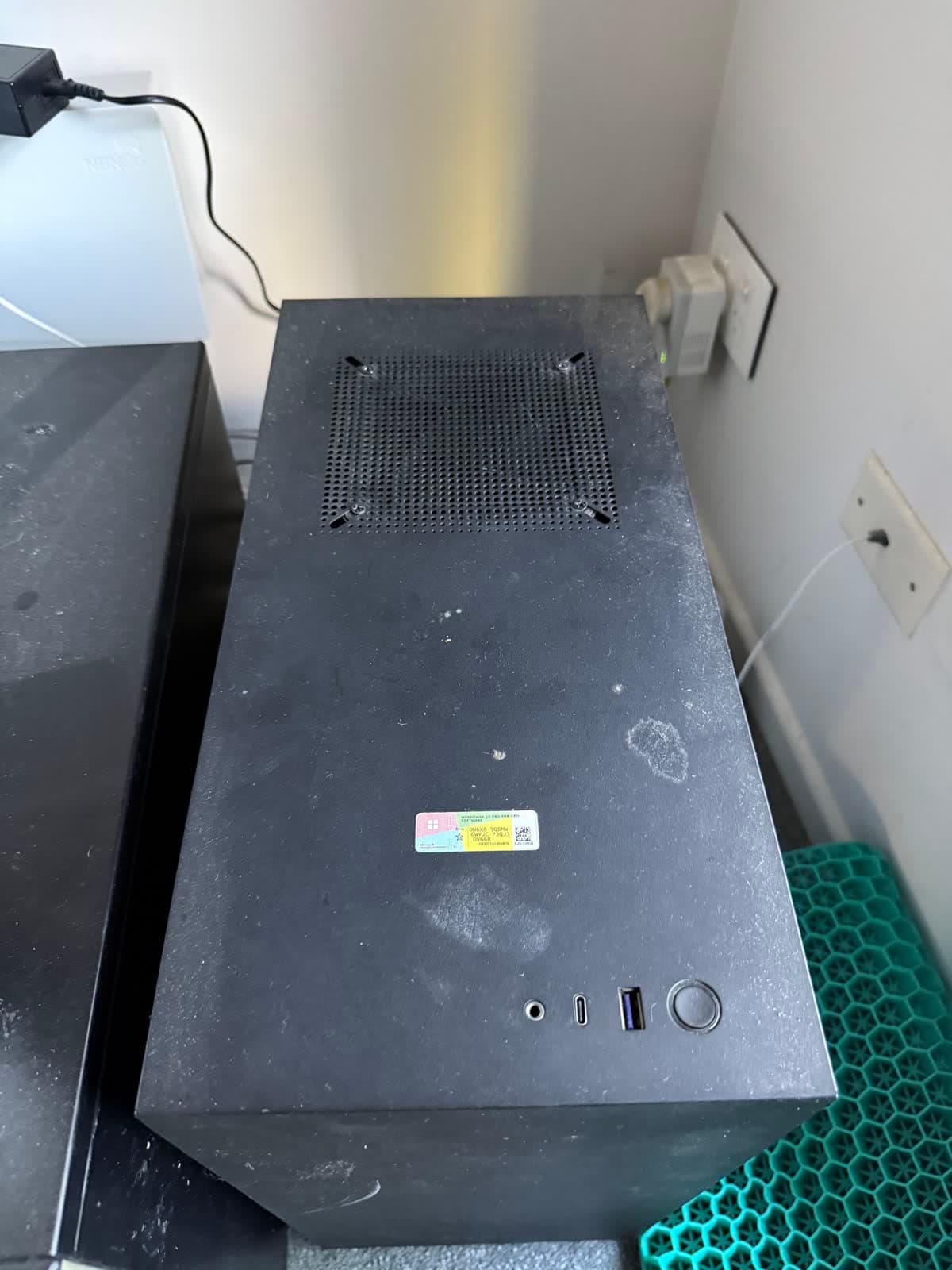 Black Compact Gaming PC photo 2