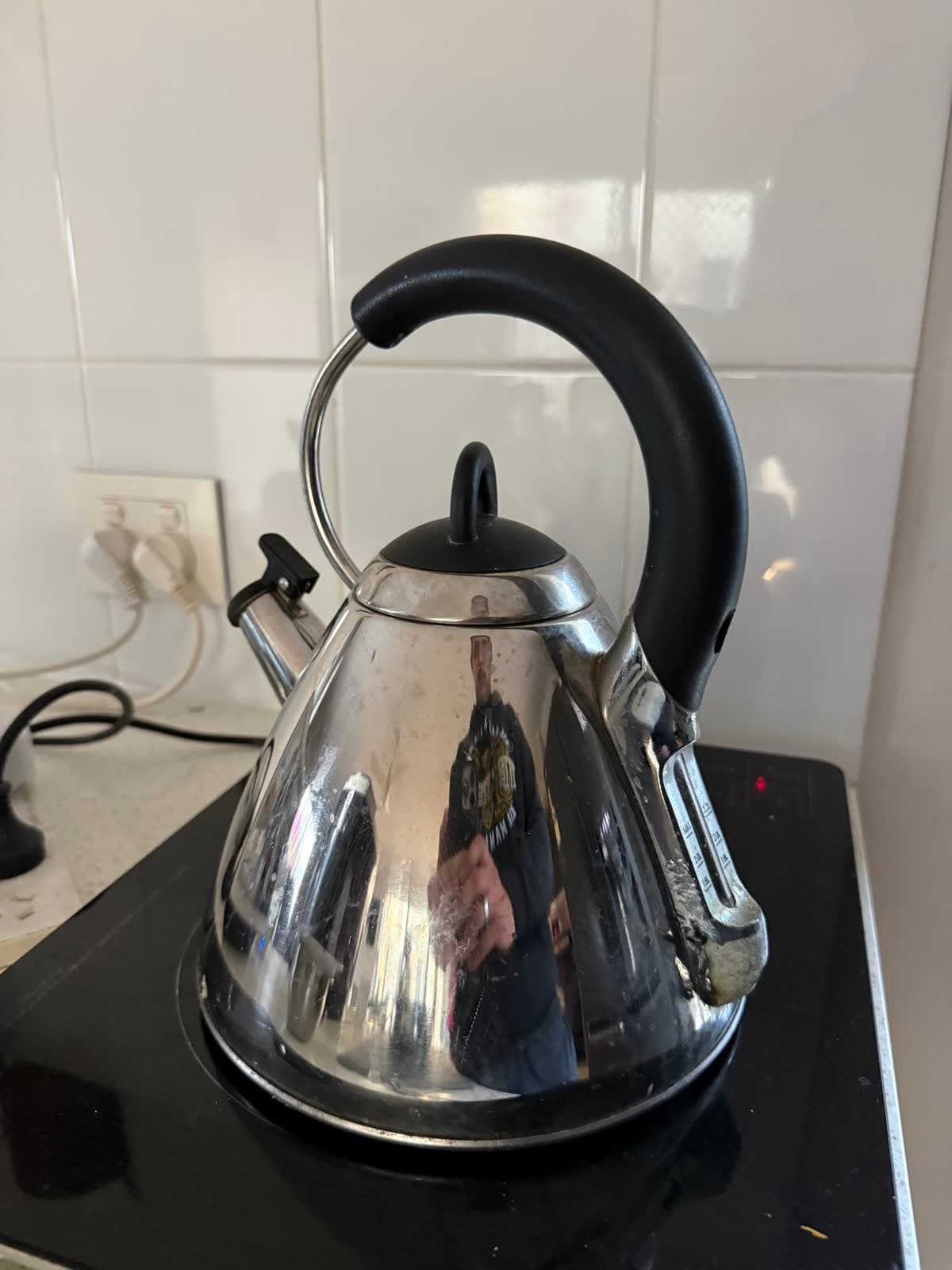 Kettle and Induction Cooktop