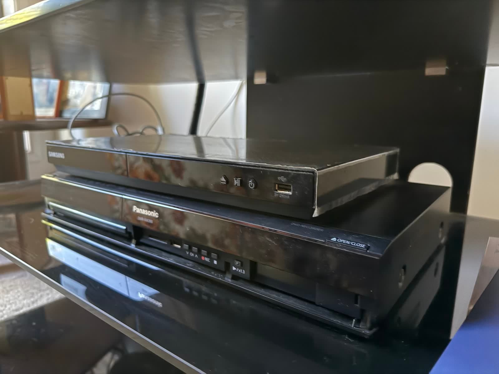 Samsung Blu-ray Player and Panasonic DVD Recorder photo 2