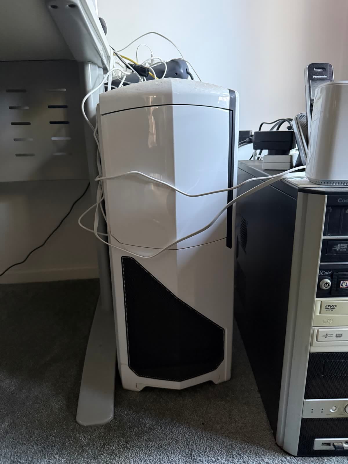 White Full-Tower PC Case